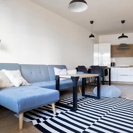 Apartment Quiet & Cozy Old Town - Free Underground Parking *