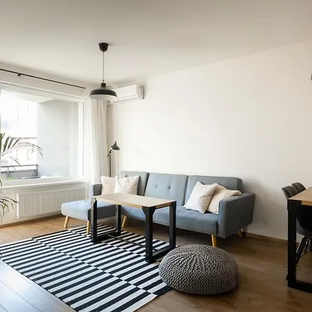 Apartment Quiet & Cozy Old Town - Free Underground Parking Košice